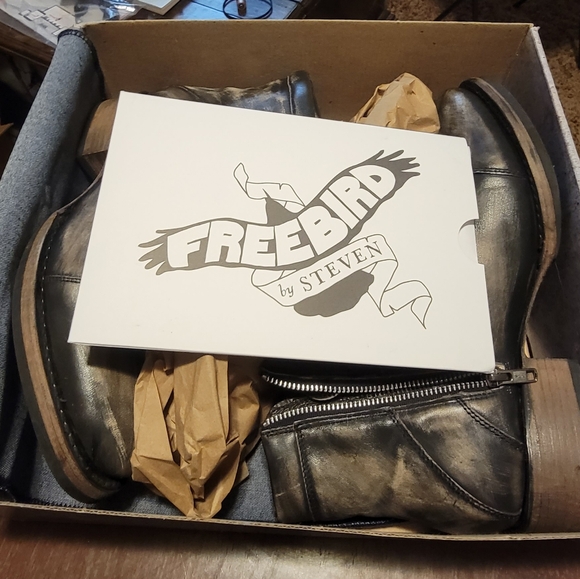 Freebird boots - Picture 8 of 8